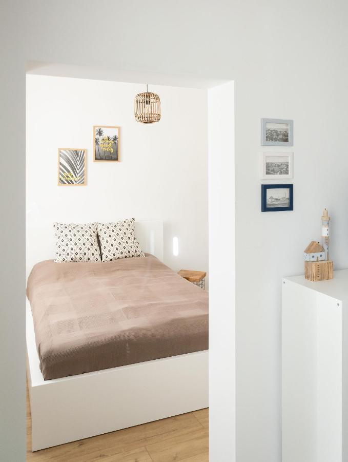 Apartamento Dom Latarnika Jarosławiec Exterior foto